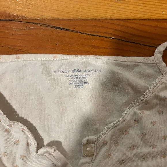 Brandy Melville Tank Top - Picture 2 of 3